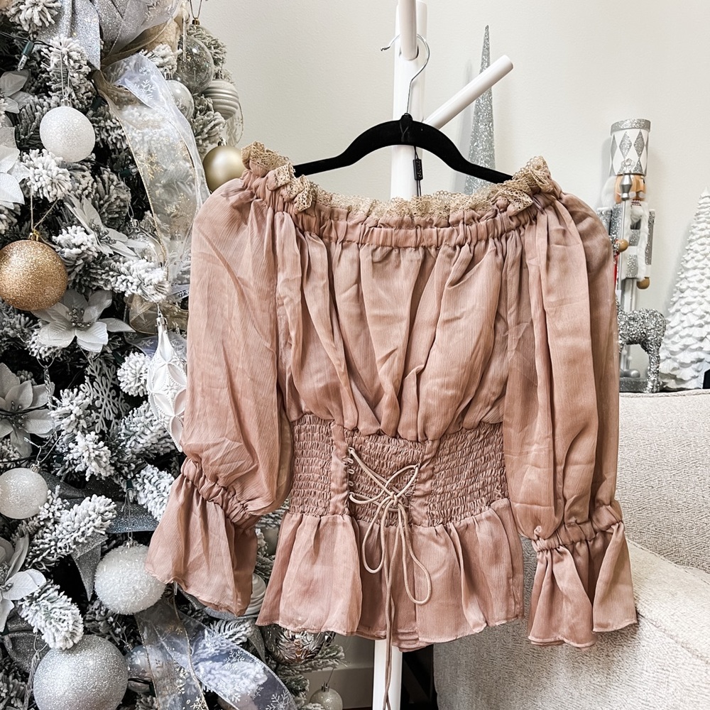 Chicwish off shoulder top